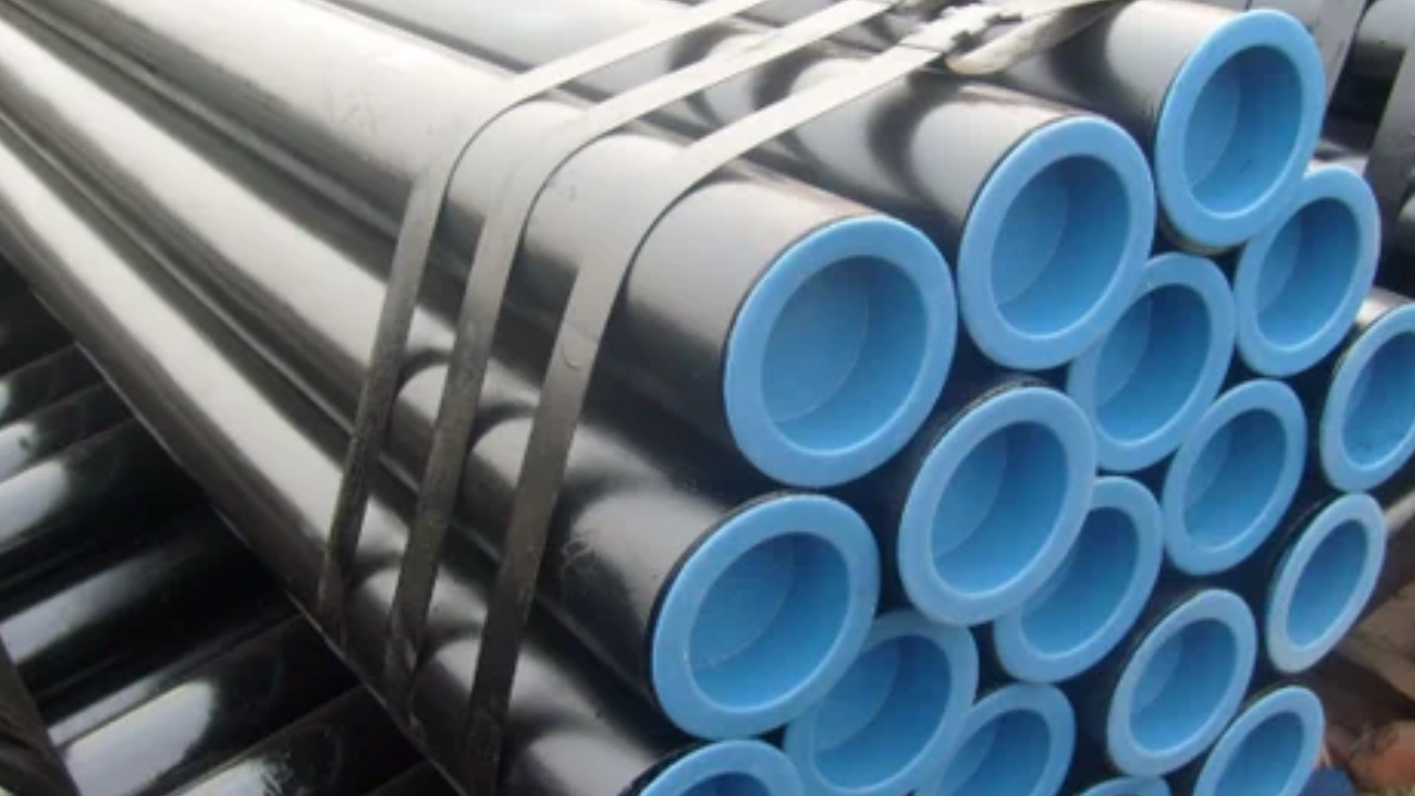 What Are the Key Advantages of Using Seamless Steel Pipe in Industrial Settings?